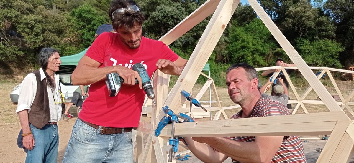 IMG_20220611_191256 Curso de construccion Domo Geodesico en Lladurs