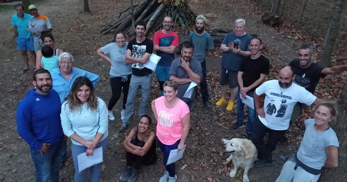 20221029_191700 Curso de Construccion Domo Geodesico Amurrio