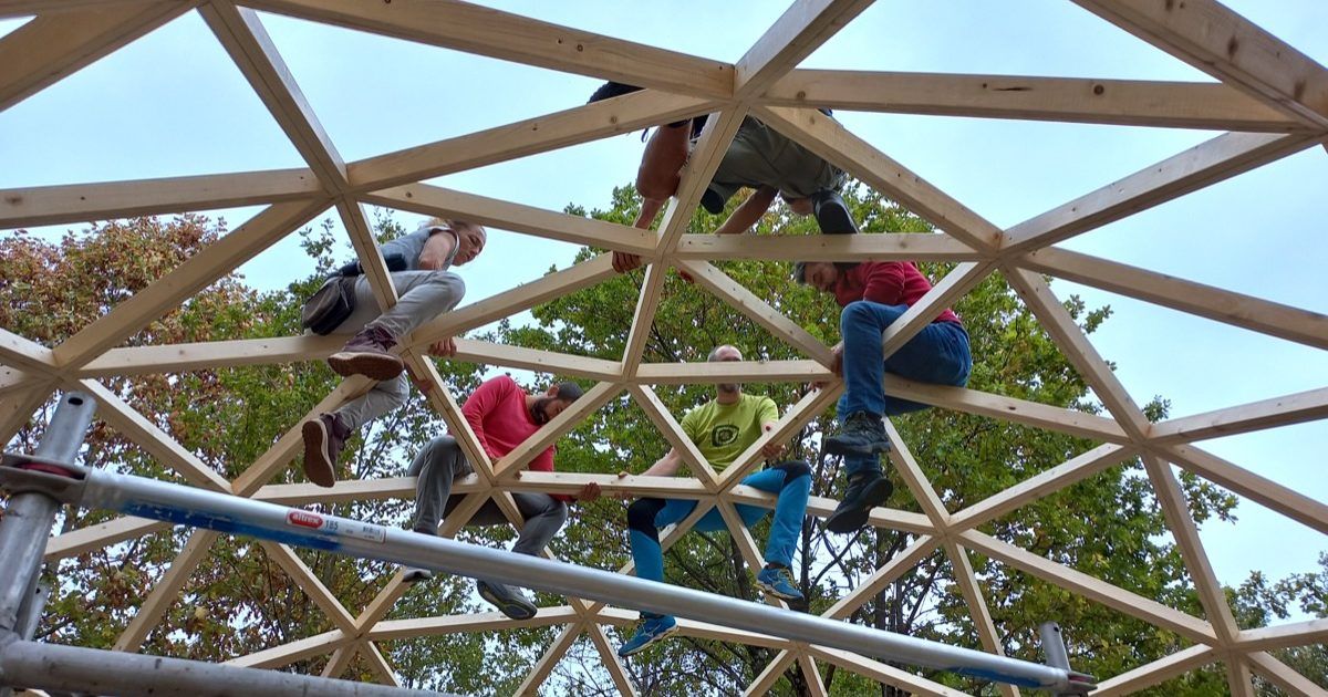 20221030_113941 Curso de Construccion Domo Geodesico Amurrio