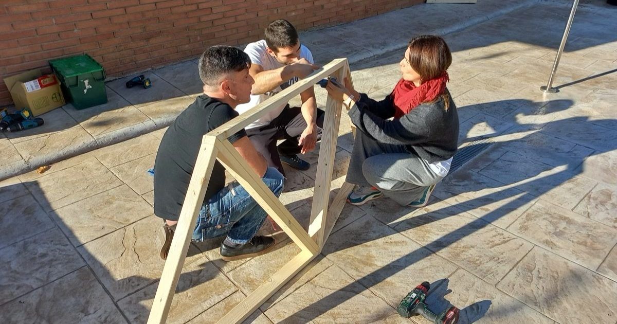 20221126_150018 Curso de Construccion Domo Geodesico Subirats