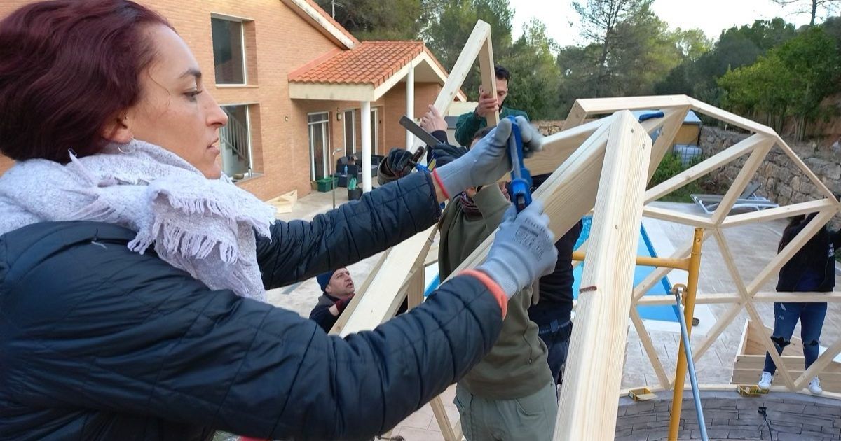 20221127_091850 Curso de Construccion Domo Geodesico Subirats