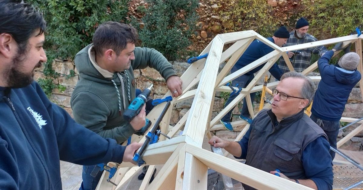 20221127_093230 Curso de Construccion Domo Geodesico Subirats