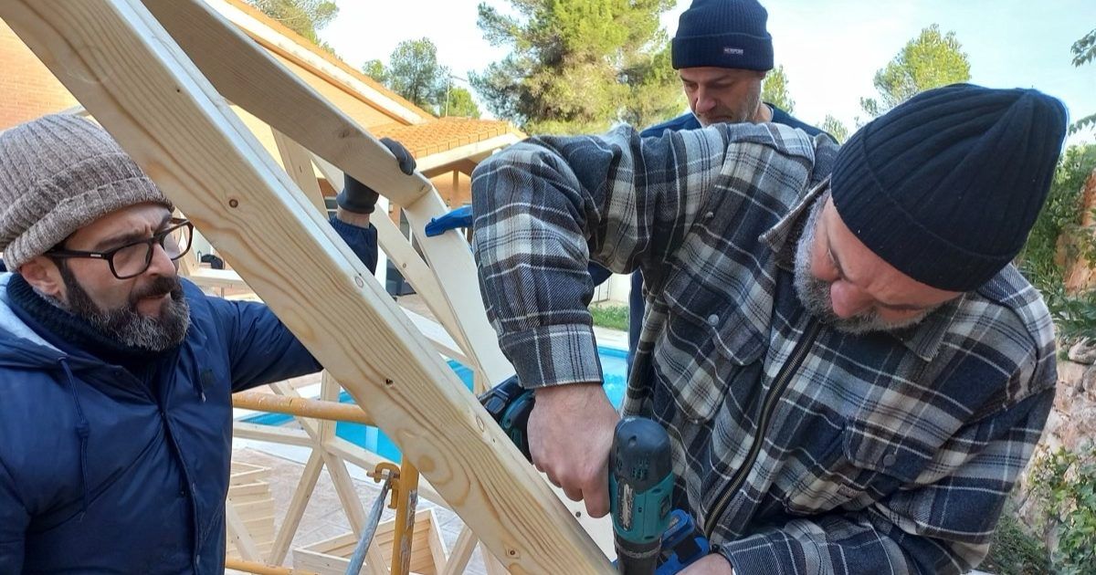 20221127_094343 Curso de Construccion Domo Geodesico Subirats