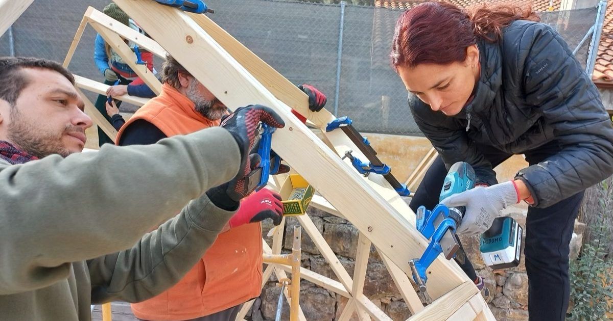 20221127_101702 Curso de Construccion Domo Geodesico Subirats