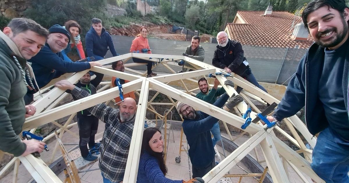 20221127_111947 Curso de Construccion Domo Geodesico Subirats