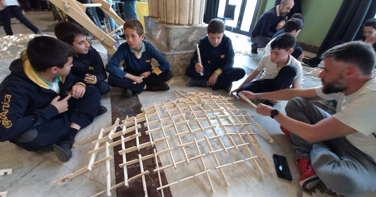 seleccionadas concienciarte 2023019 MiDomoKids Tallers para niños Geometria Divertida