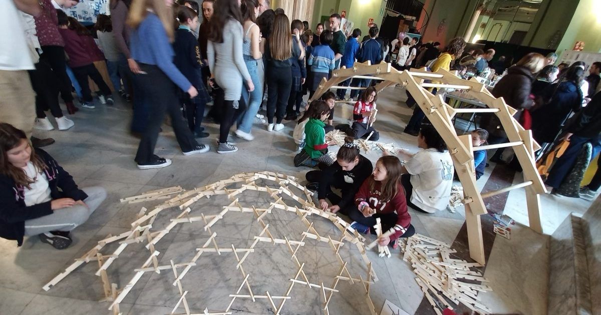 seleccionadas concienciarte 2023025 MiDomoKids Tallers para niños Geometria Divertida