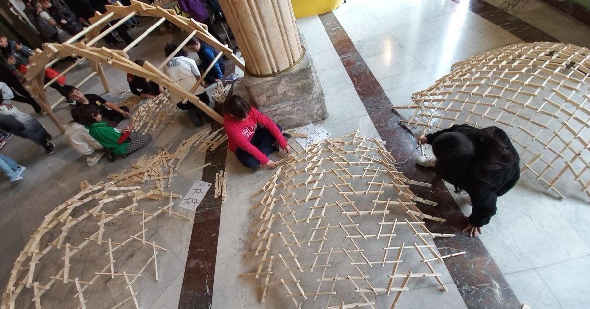 seleccionadas concienciarte 2023027 MiDomoKids Tallers para niños Geometria Divertida