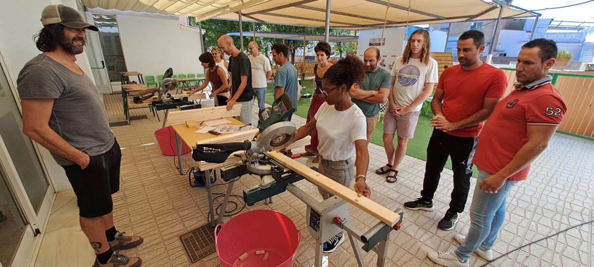 Curso de domo geodesico de madera en Pobla Llarga