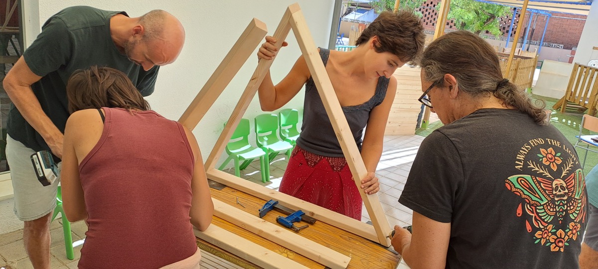 Curso de domo geodesico de madera en Pobla Llarga