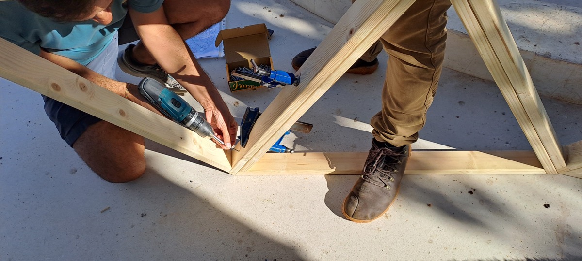 Curso de domo geodesico de madera en Pobla Llarga