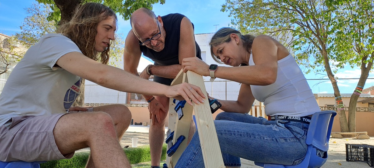 Curso de domo geodesico de madera en Pobla Llarga