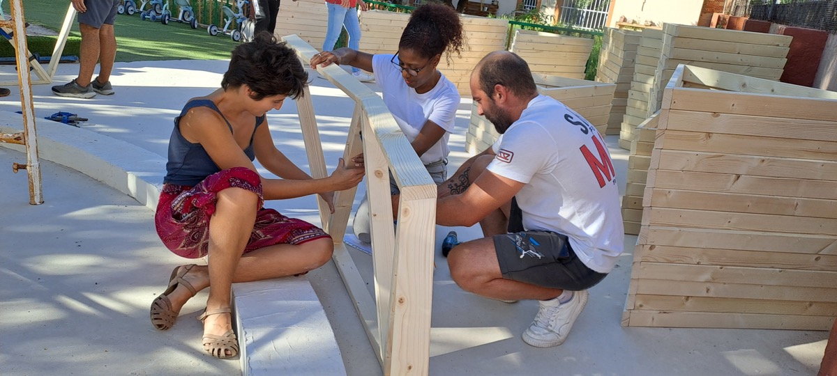 Curso de domo geodesico de madera en Pobla Llarga