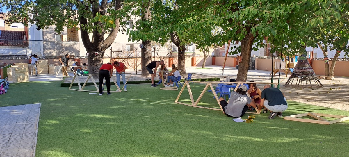 Curso de domo geodesico de madera en Pobla Llarga