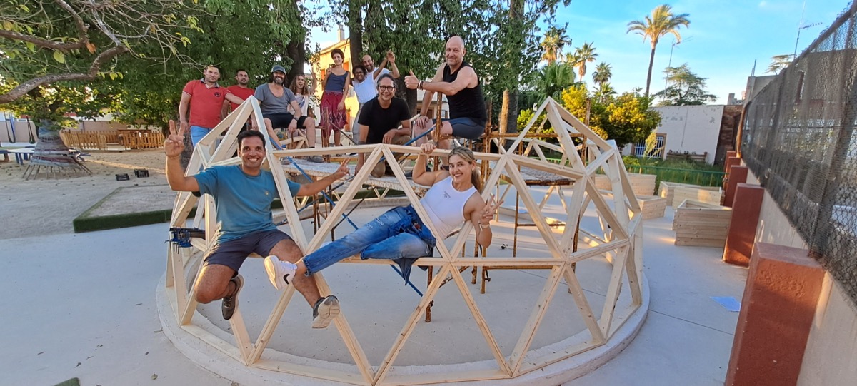 Curso de domo geodesico de madera en Pobla Llarga