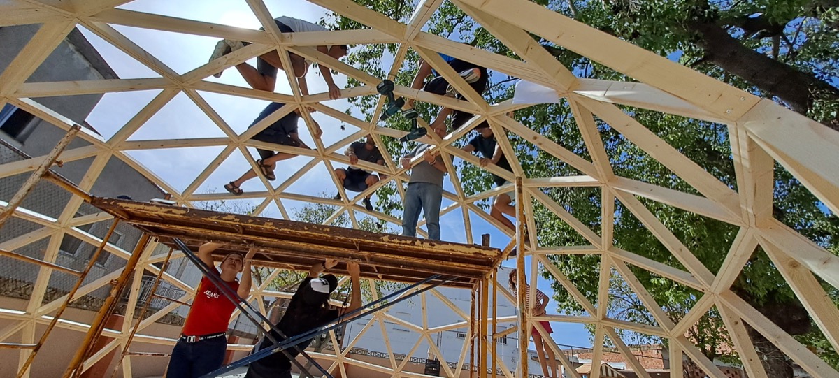 Curso de domo geodesico de madera en Pobla Llarga
