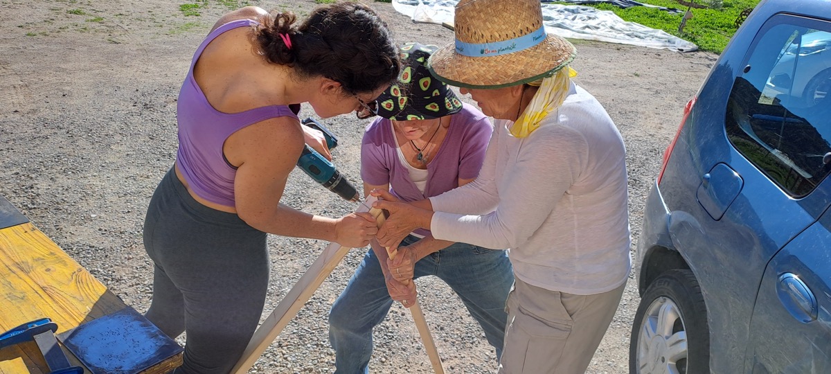 MIDOMO-domo-geodesico-madera-malda_16 Alumnas del Curso de Domos Geodesicos de Madera en Lleida