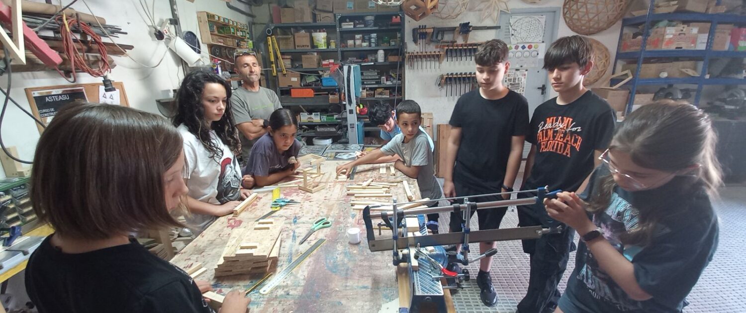 talleres de tensegridad con MIDOMO kids