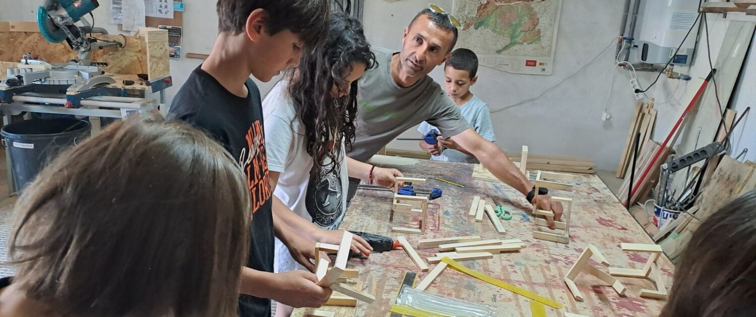 talleres de tensegridad con MIDOMO kids