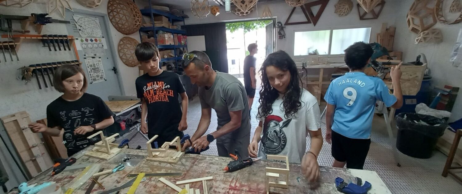 talleres de tensegridad con MIDOMO kids