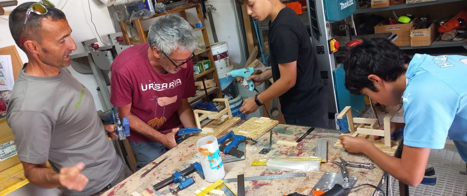 talleres de tensegridad con MIDOMO kids